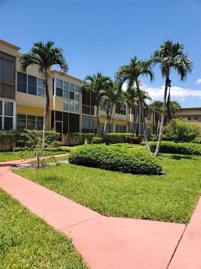 Foto del edificio - 851 NE 14th Ave