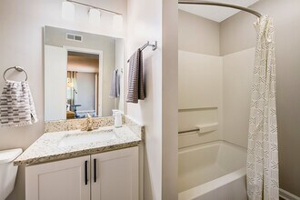 Building Photo - The Retreat at Concord Apartments