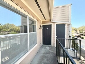 Building Photo - 728 Bering Dr
