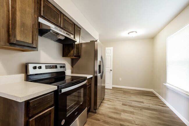 Building Photo - 2311 Garvey Dr