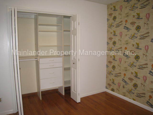 Foto del edificio - 1770 Mapleleaf Rd