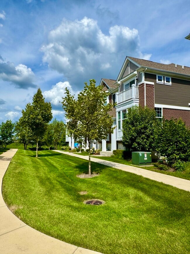 Building Photo - 4431 Monroe Ct