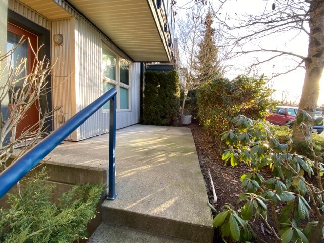 Building Photo - 1406-1406 Jingle Pot Rd