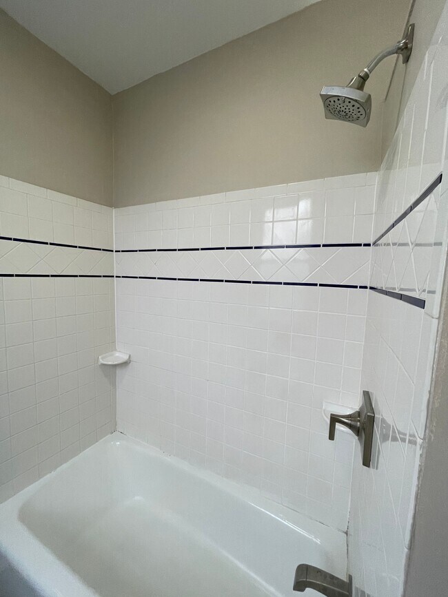 Foto del edificio - 4822 Liberty Ave