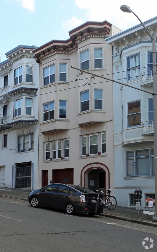 Primary Photo - 1645 Clay St
