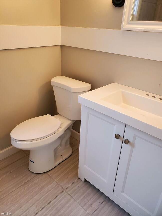 Foto del edificio - 5 br, 1.5 bath House - 18076 Ilene St