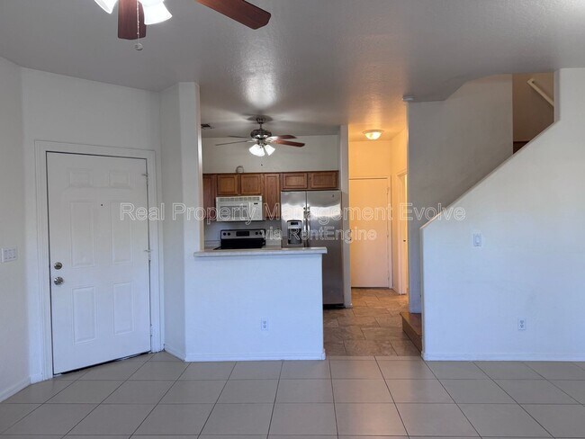 Foto del edificio - 3734 W Oregon Ave