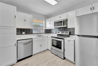 Building Photo - 2060 NW 81st Ave