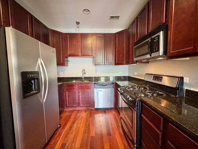 Foto del edificio - 3205 W George St