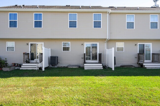 Foto del edificio - 28971 St Thomas Blvd