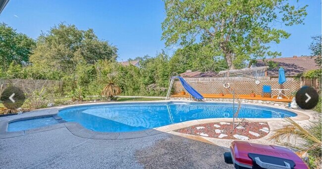 Foto del edificio - 1214 Park Royale Ct