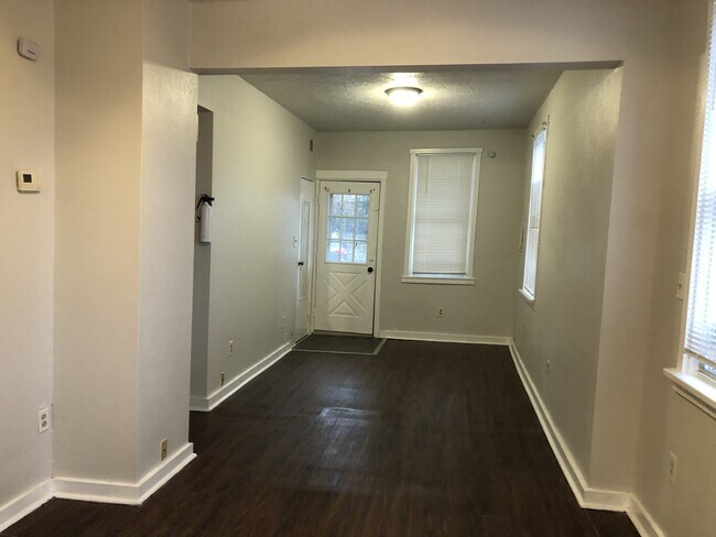 Foto del edificio - 516 Center Ave