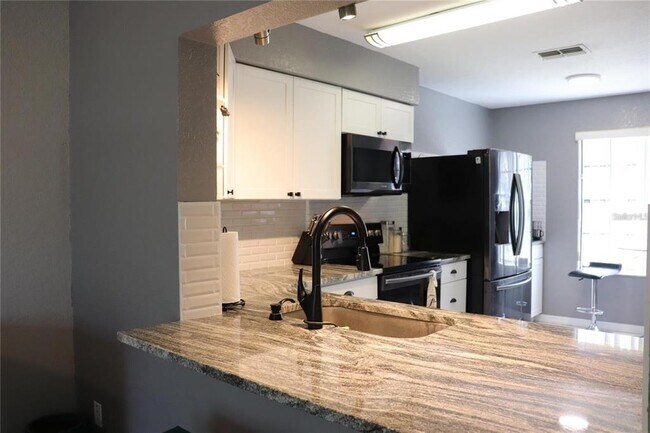 Building Photo - 16509 Lake Brigadoon Cir