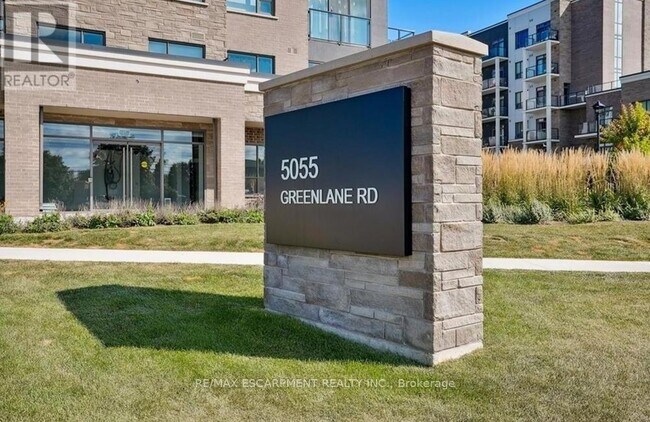 Building Photo - 5055 Greenlane