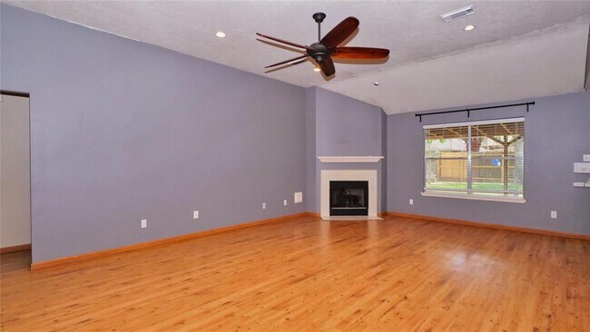 Building Photo - 10815 Cliffton Forge Dr