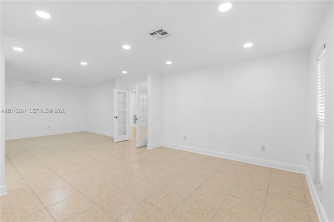 Foto del edificio - 5770 SW 55th St