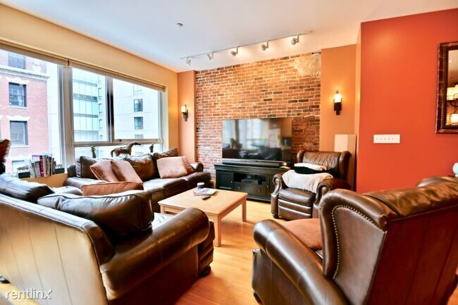 Building Photo - 2 br, 2.5 bath Condo - 101 Broad St