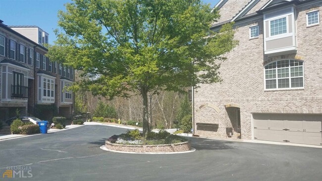 Building Photo - 2680 Rivers Edge Dr NE