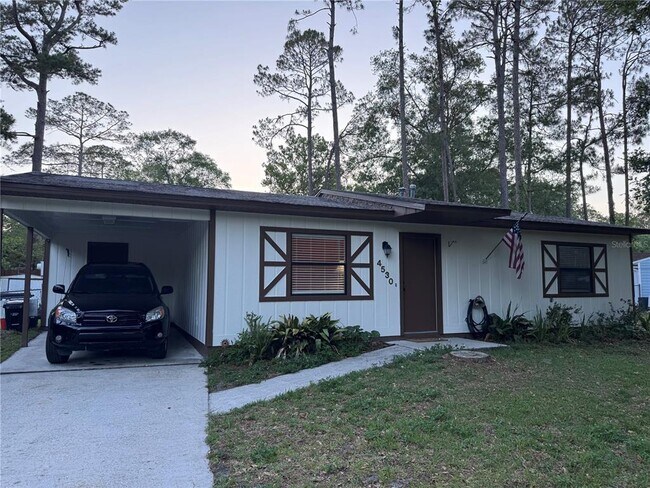 Foto del edificio - 4530 NW 27th Terrace