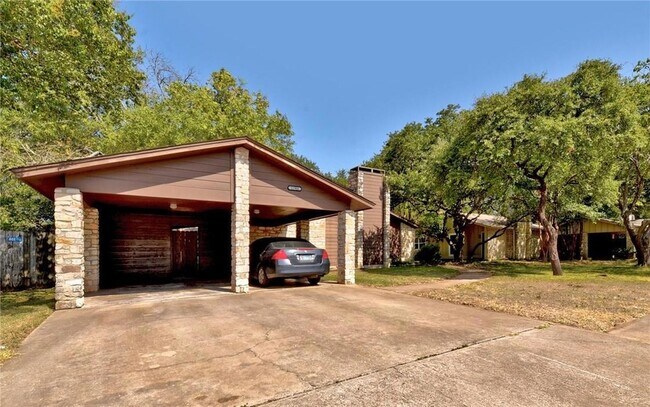 Foto del edificio - 11904 Broad Oaks Dr