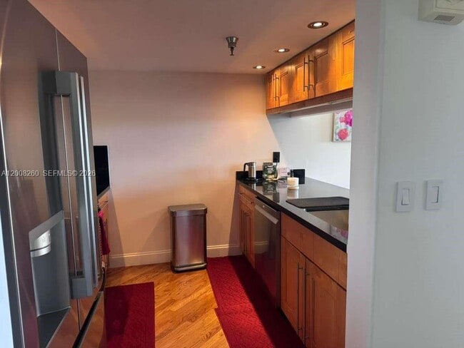 Foto del edificio - 2400 SW 3rd Ave