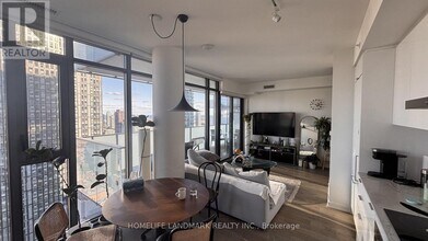 Building Photo - 20 Lombard St