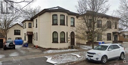 Building Photo - 59 Sheridan St