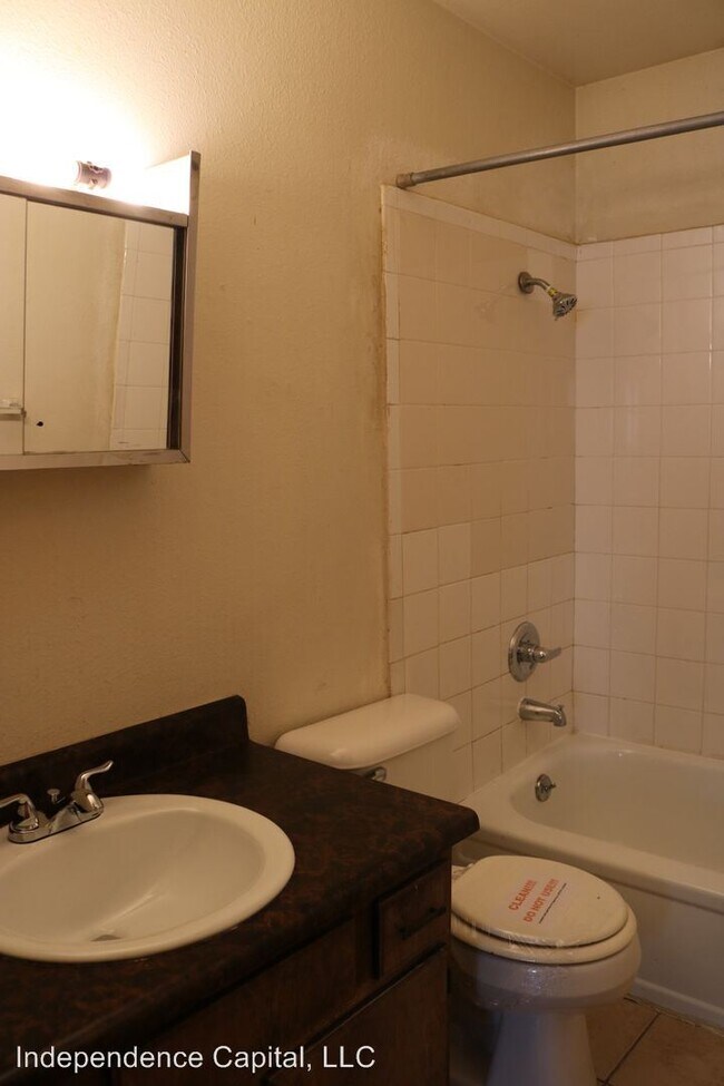 Foto del edificio - 2506 N Lee Ave