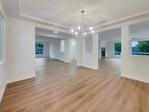 Foto del edificio - 1678 Lombard Ln