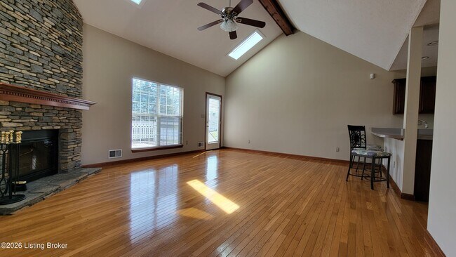 Foto del edificio - 10313 Chimney Ridge Ct