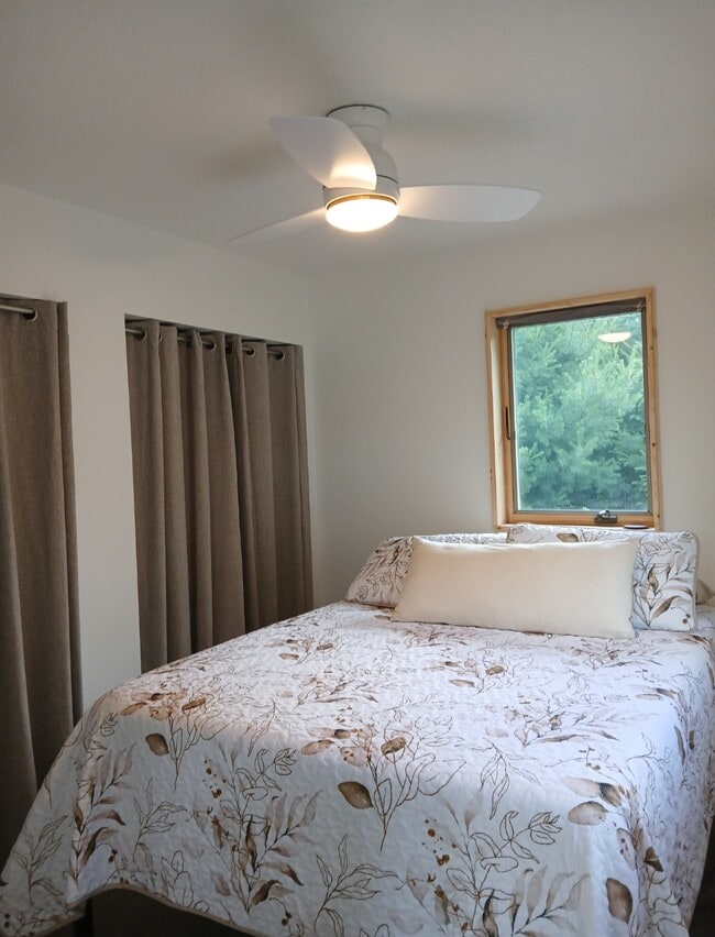 Foto del edificio - 23138 Miller Cir