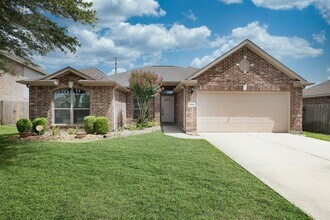 Building Photo - 2024 Silverwater Ct