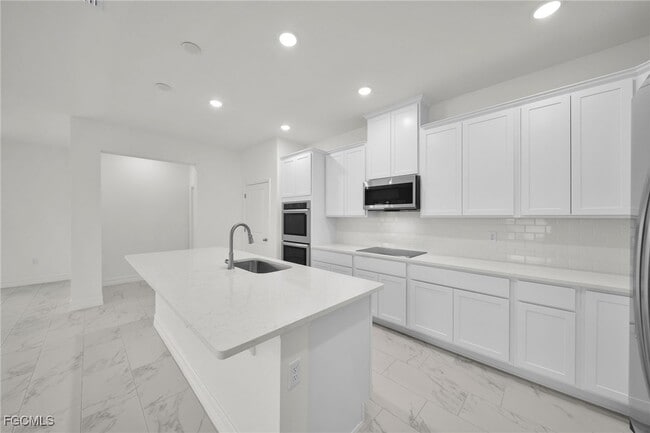 Foto del edificio - 1145 NW 27th Ct