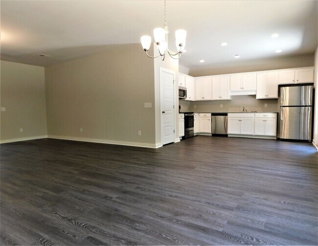 Foto del edificio - Home for Rent in Jasper, AL!  Available to...
