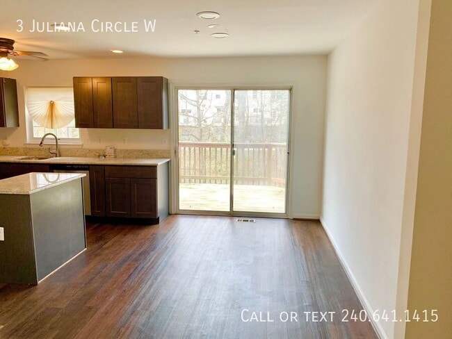 Foto del edificio - 3 Juliana Cir W