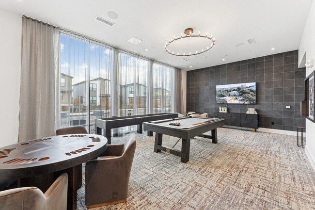 Alaro Apartments Game Room - Alaro