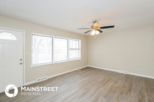 Foto del edificio - 8003 E 90th Terrace