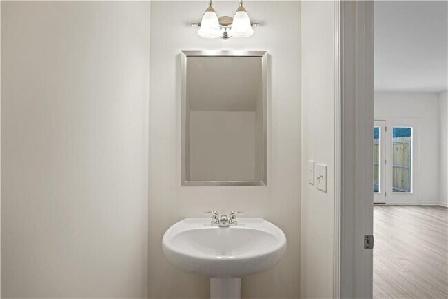 Foto del edificio - 541 Magnolia Cir