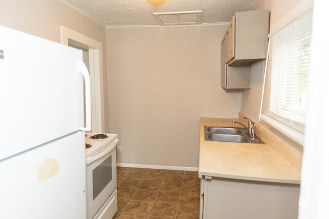 Building Photo - 507 Horton Pl NW