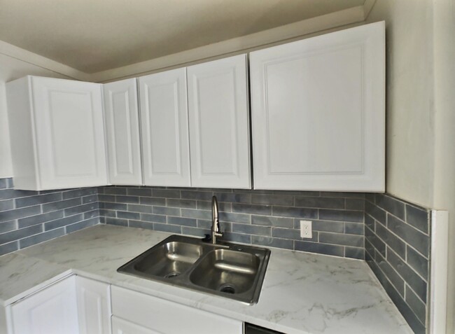 Building Photo - 2802 41st St