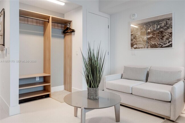 Foto del edificio - 159 NE 6th St