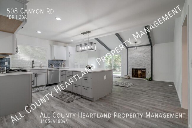 Foto del edificio - 508 Canyon Rd