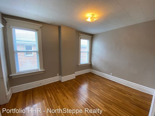 Building Photo - 1 br, 1 bath Apartment - 1467 Worthington ...