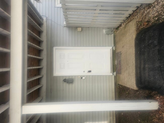 Building Photo - 2333 Carnation Dr