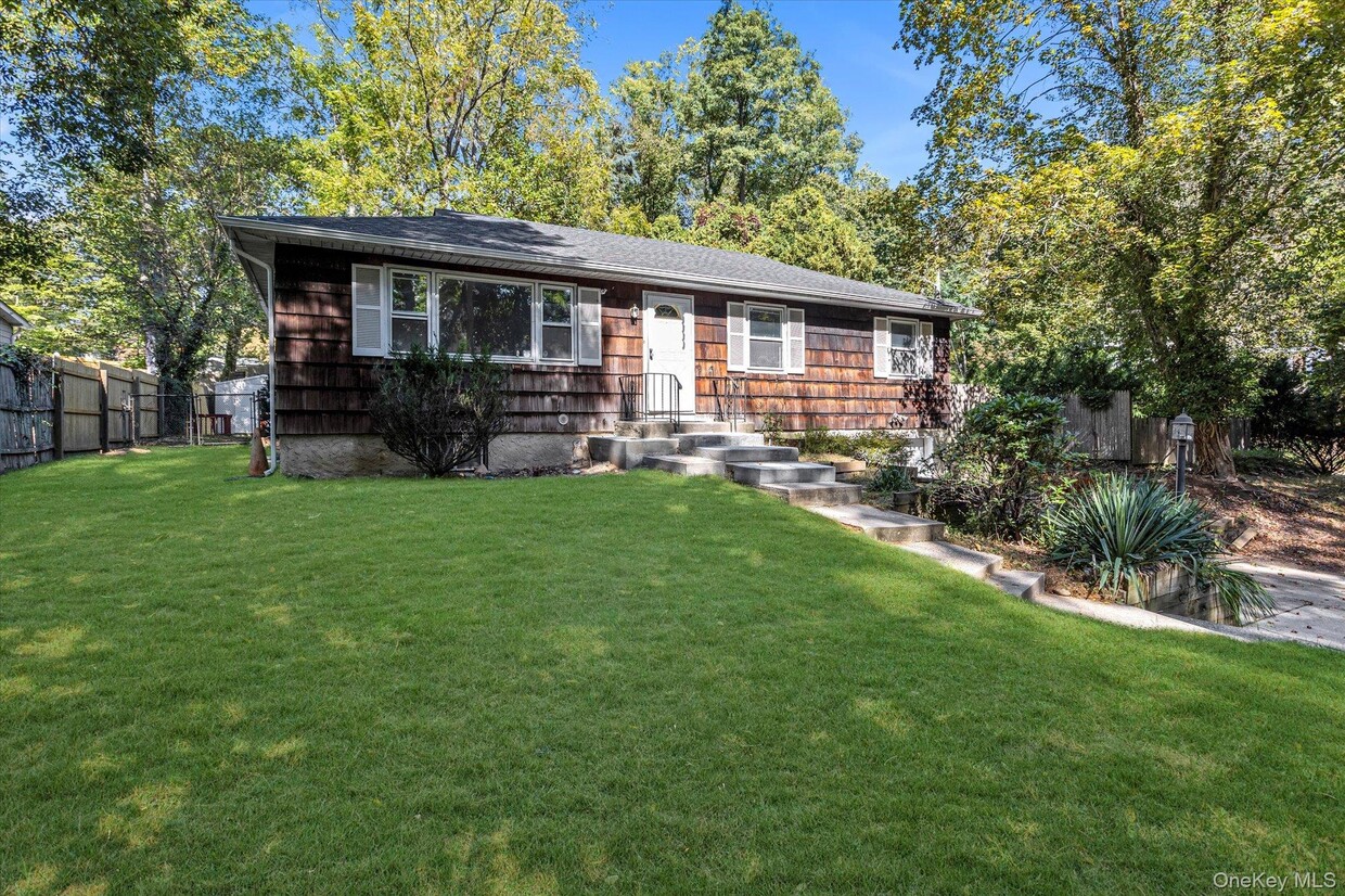 Foto principal - 613 Landing Rd