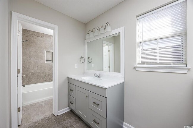 Foto del edificio - 3691 Farmington Pl