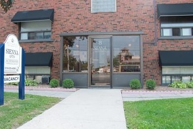 Building Photo - Sienna Apartments