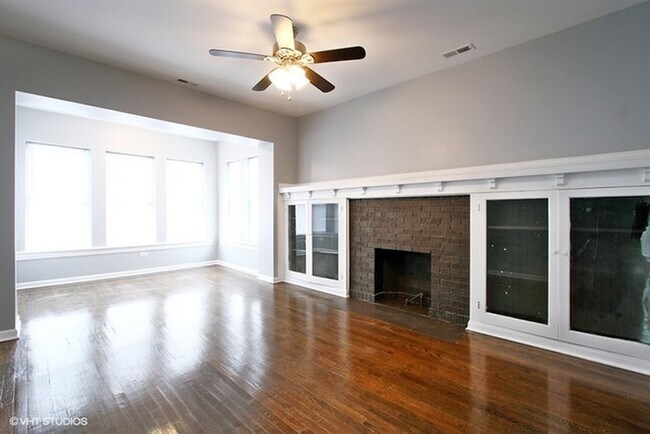 Foto del edificio - 8025 S Ada St