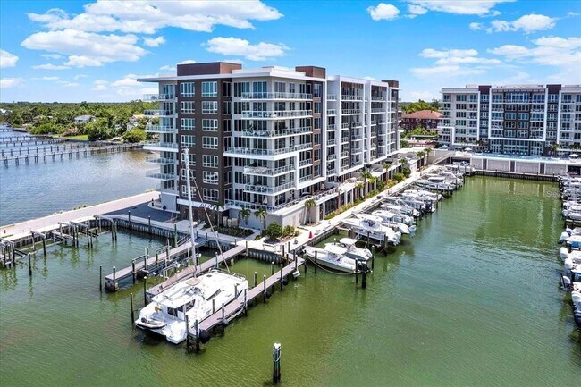 Foto del edificio - 920 N Osceola Ave