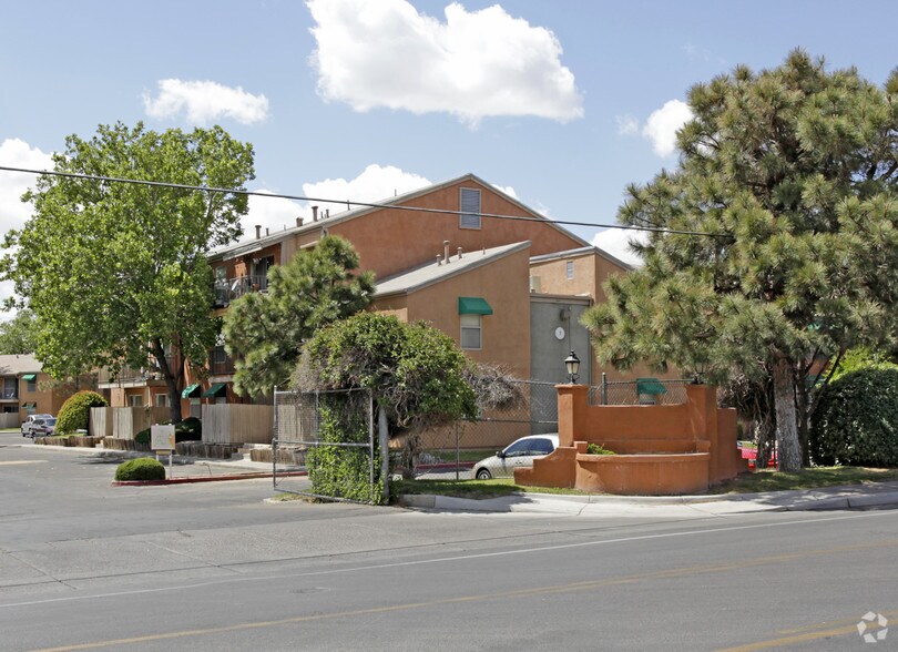 Pinewood Estates Rentals Albuquerque, NM